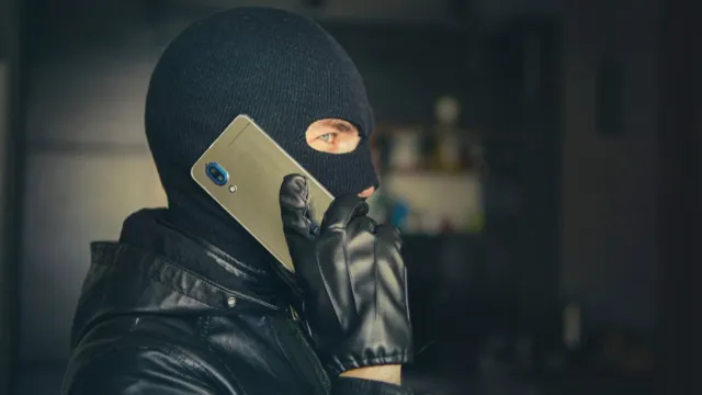 Россияне снова в панике: Мошенники не спят!