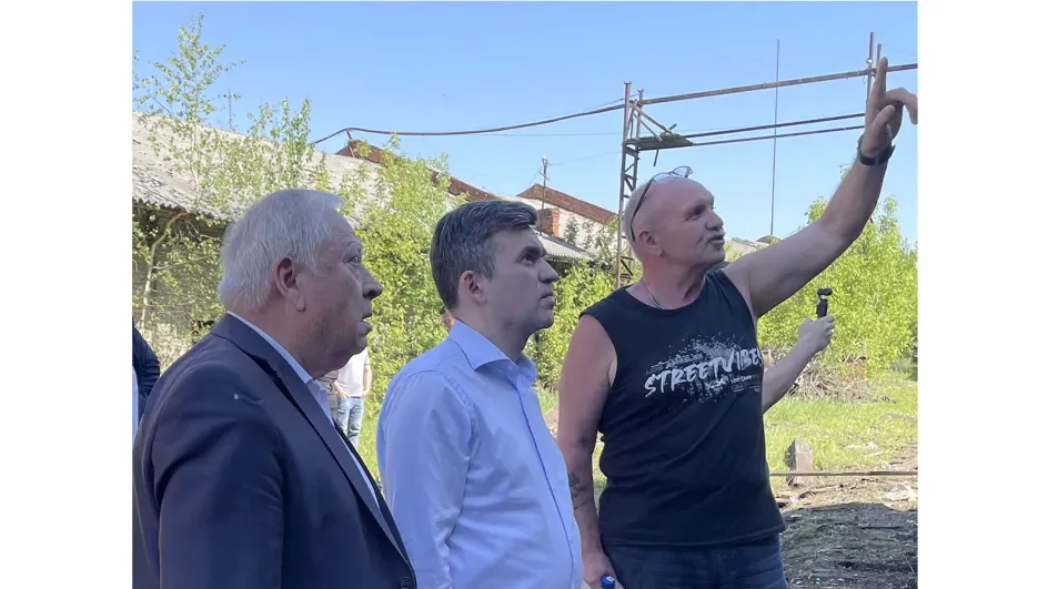 В Кинешму на место ликвидации последствий атаки БПЛА прибыл губернатор В Кинешму на место ликвидации последствий атаки БПЛА прибыл губернатор