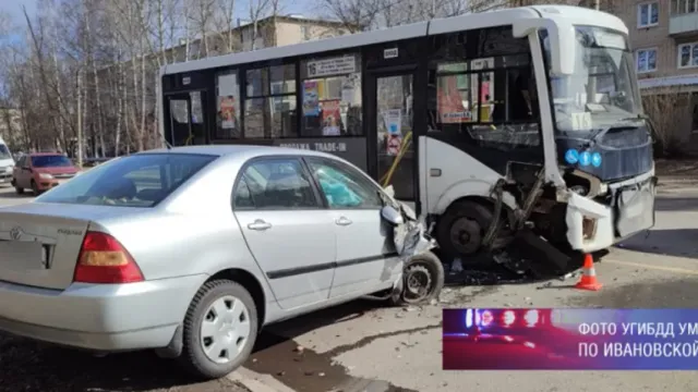 В Шуе произошло ДТП с участием иномарки и пассажирского автобуса