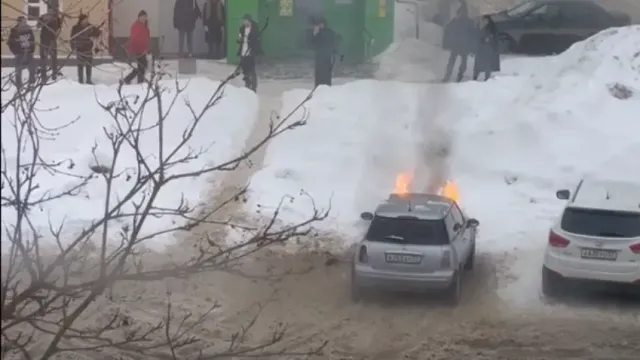 На ул. Дзержинского в Иванове сгорел MINI Cooper