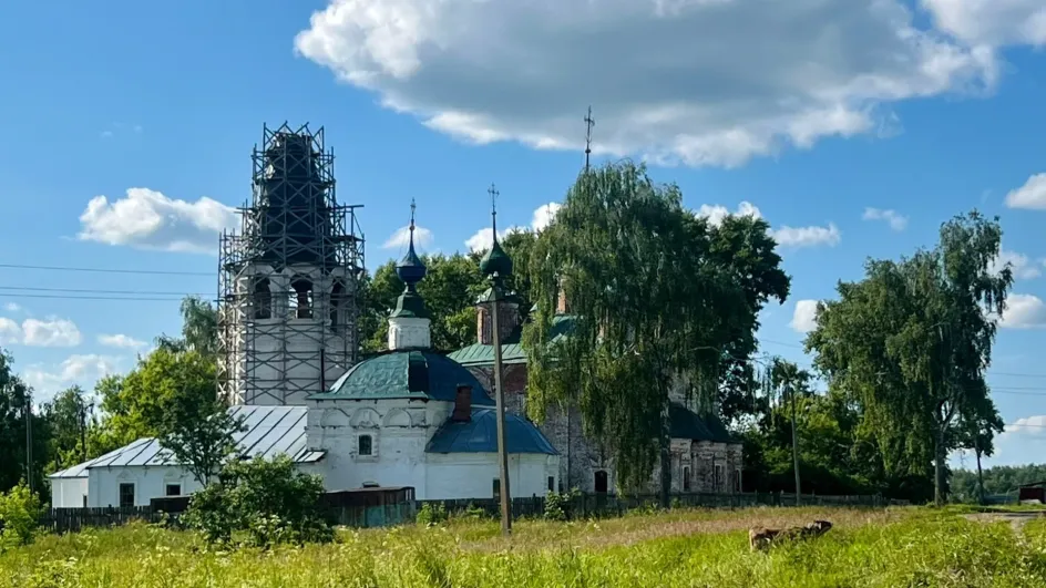 В Ивановской области отреставрируют разрушенную грозой колокольню В Ивановской области отреставрируют разрушенную грозой колокольню