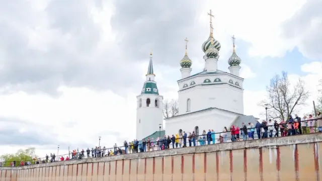 13 мая в Холуе состоится традиционный фестиваль «Русская Венеция»