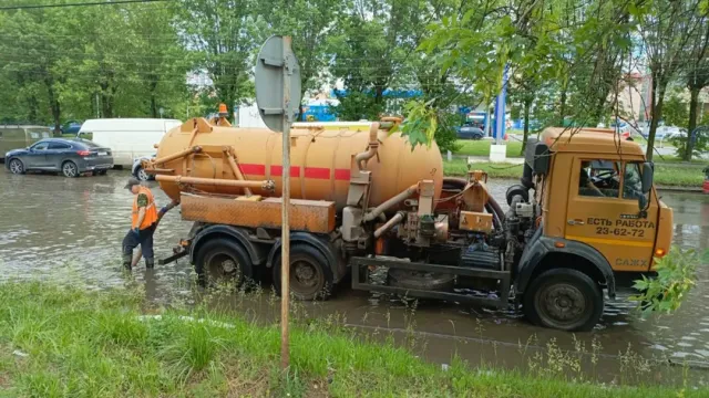 В Иванове устраняют последствия ночного катаклизма