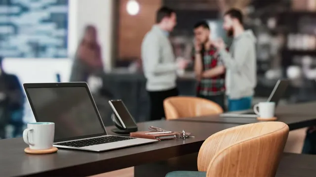 Работа за идею: Россиянам больше не платят!