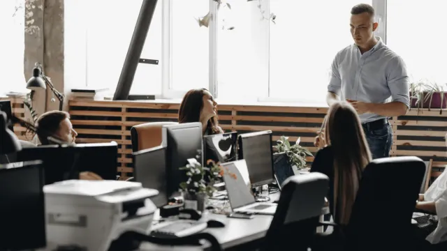 Кофе и печеньки: Что важно россиянам в офисе?