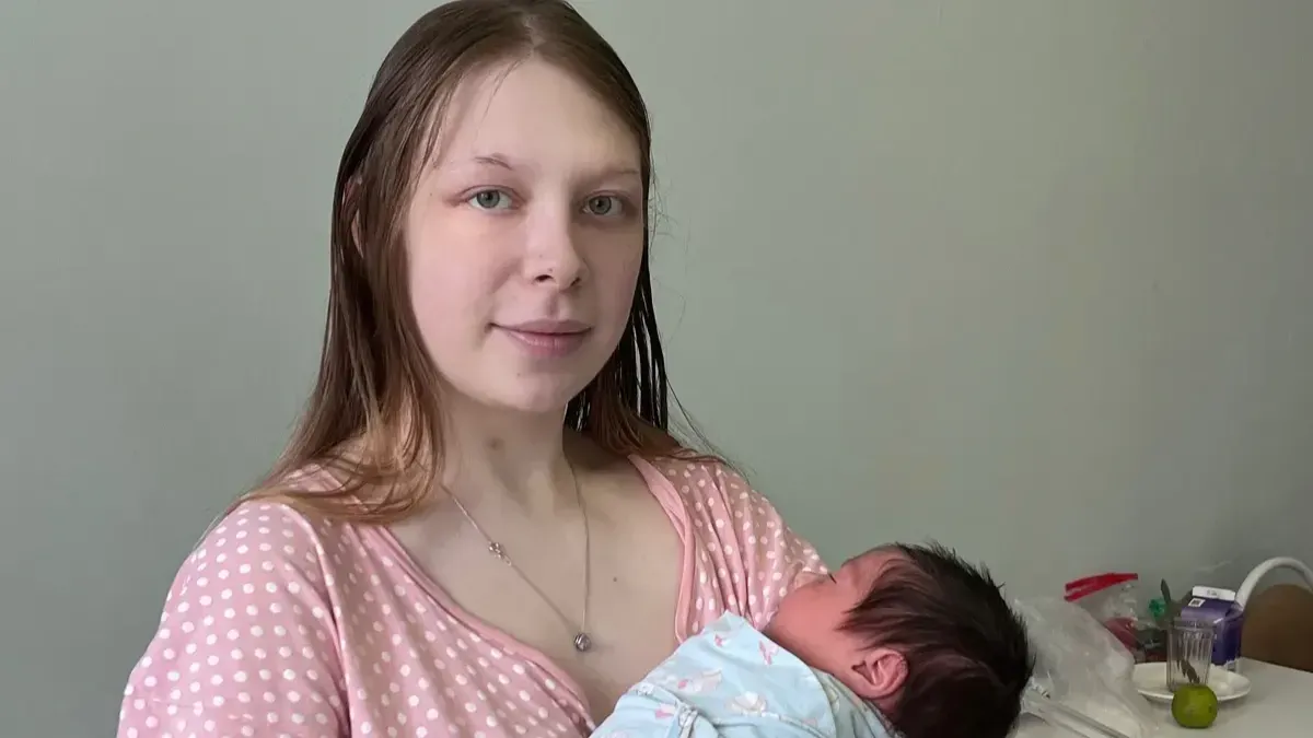 20-летняя жительница Иванова родила пятого ребенка