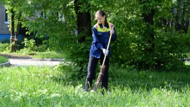 В Иванове объявили о старте 2 смены летней трудовой кампании