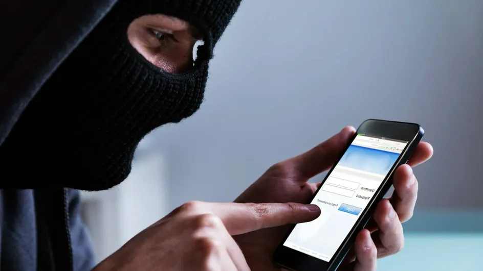 Мошенники резко активизировались в преддверии 23 февраля