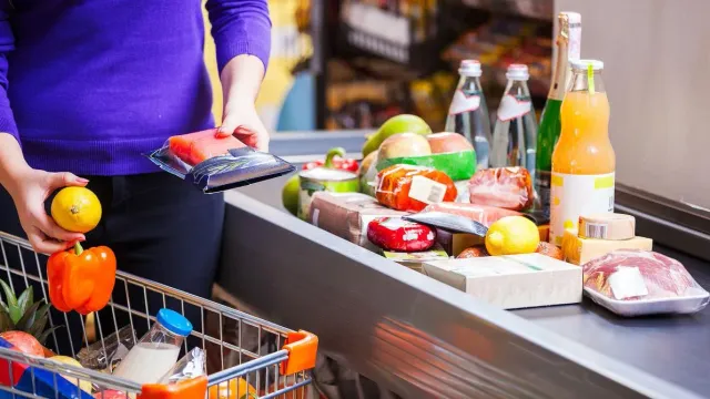 Цены упадут ниже плинтуса: Когда всё подешевеет?