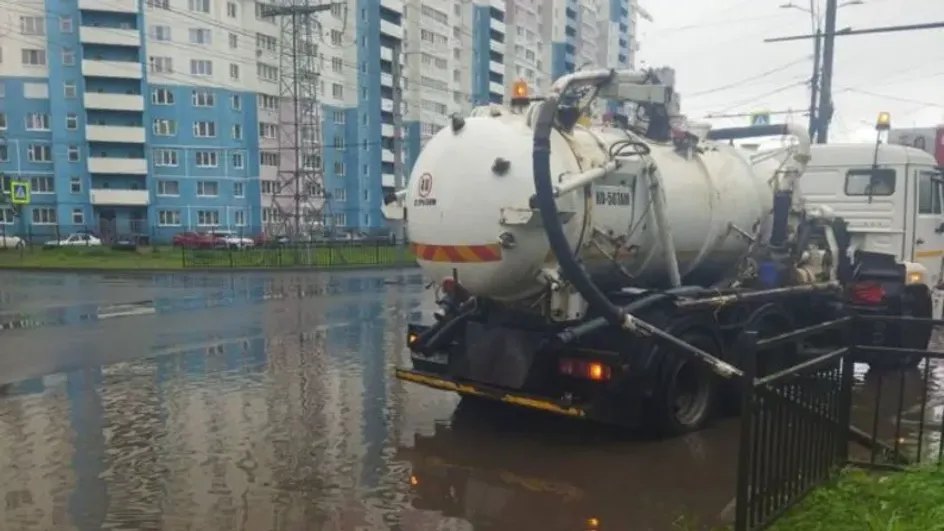 В Иванове на устранение подтоплений направлена спецтехника