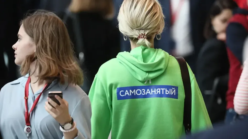 Самозанятые в России стали богаче после ухода из найма