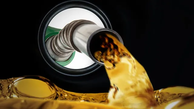 Горячая новость | В России нашли виновников роста цен на топливо