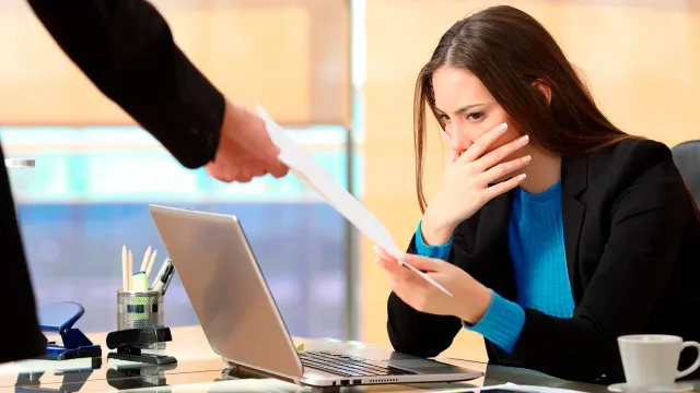 Россиян попрут с работы: Когда ждать увольнения?