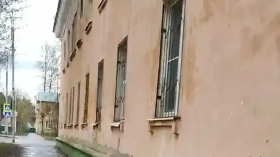 Суд обязал ивановскую мэрию срочно расселить аварийный дом на Академической