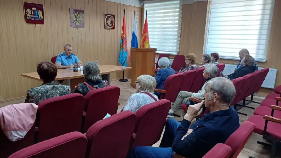 Инвалидам в Ивановском районе приходится идти до остановки 3 километра