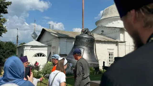 На одном их плесских храмов появился новый колокол