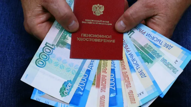 Там пенсия больше: Куда ехать в старости?