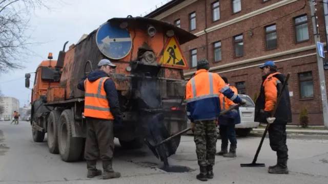 В Иванове ямочный ремонт пройдет на улицах Кудряшова, Рабфаковская и Генерала Хлебникова