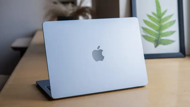 Россияне обманули цены: Айфоны снова дешевые!