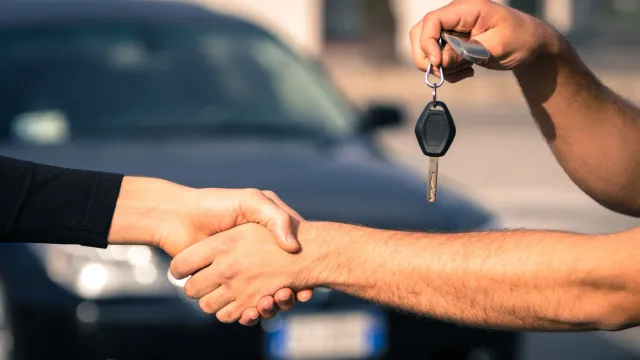 Машины начнут отбивать:&nbsp;«Бабушкины схемы» работают!