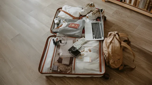 Россияне бегут из страны: Куда они собрались?