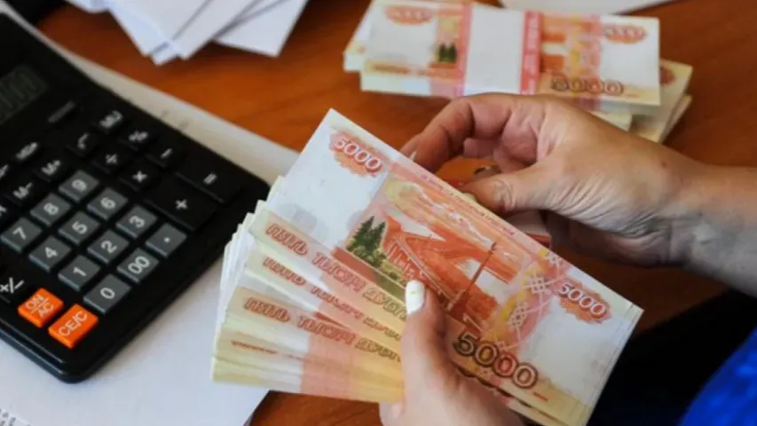 Озвучены самые высокооплачиваемые неофисные профессии в Ивановской области
