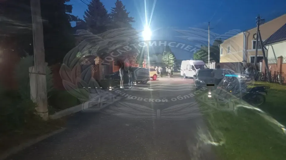 В Ивановском районе подросток на питбайке протаранил мопед и сбил пешехода В Ивановском районе подросток на питбайке протаранил мопед и сбил пешехода