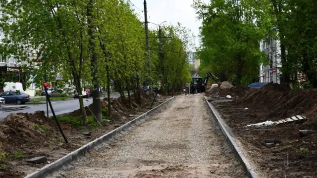 В Иванове началось благоустройство аллеи по улице Красных Зорь