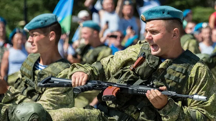 Ивановские десантники сорвали попытку наступления украинских нацистов в районе Артемовска