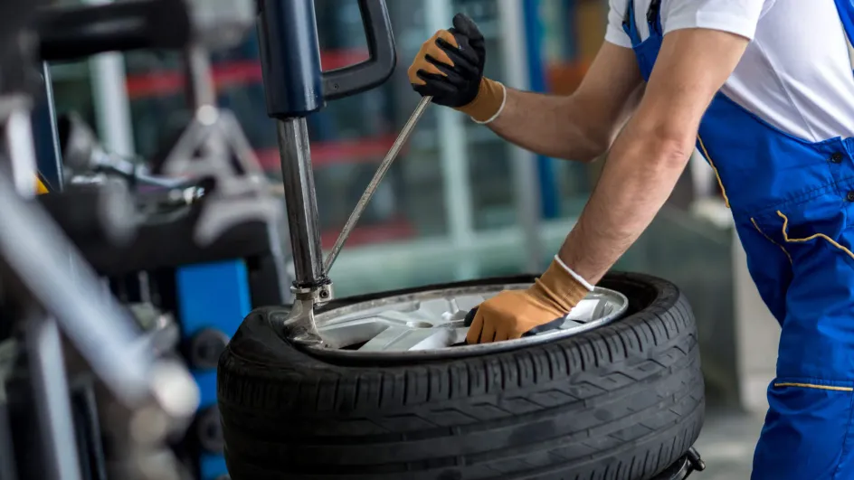 В России ожидается рост цен на шиномонтаж