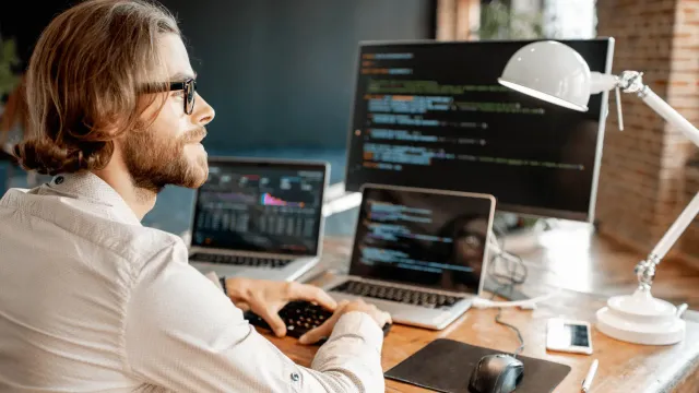 Зарплаты взлетели: Тестировщики стали богаче инженеров?