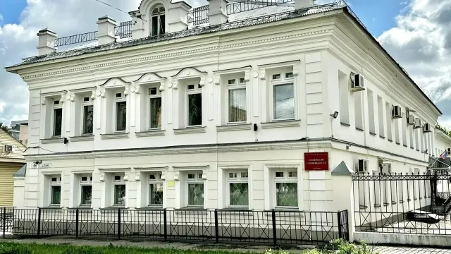 Житель Иваново ударил полицейского при задержании за хулиганство