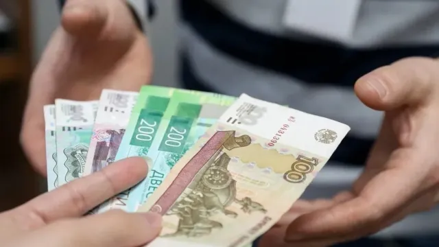 Россиянам повысят зарплаты: Ждите прибавку!