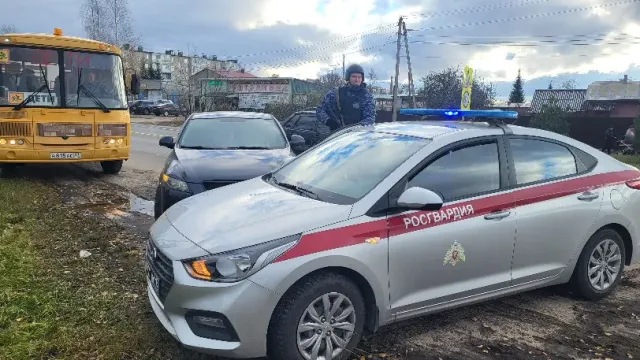 В Ивановской области Росгвардия взяла под охрану школьные автобусы