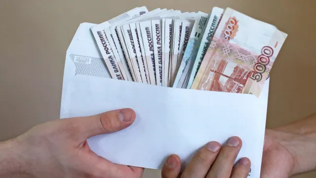 Зарплаты начнут падать: Россиян огорошили!