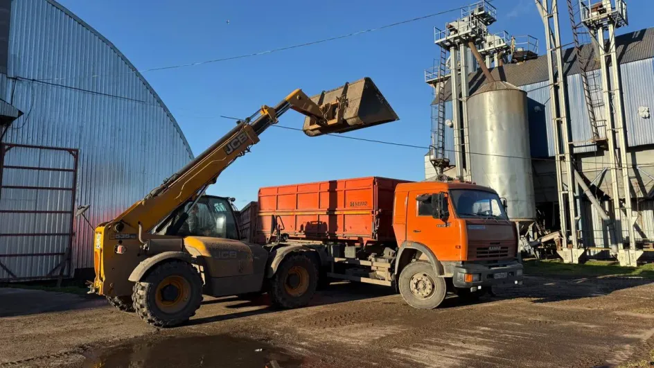 Аграрии Ивановской области собрали рекордный урожай зерна