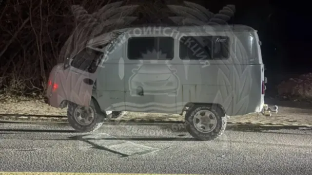 В Ивановской области «УАЗ» врезался в грузовик: двое госпитализированы