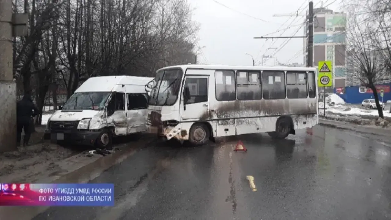 водитель рейсового автобуса не справился с управлением и нанес повреждения задача