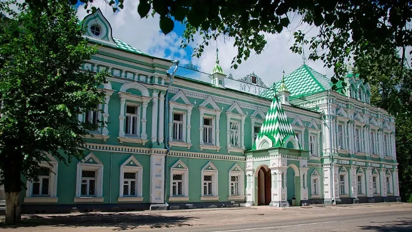 В Шуе продолжают модернизацию литературно-краеведческого музея им. Бальмонта