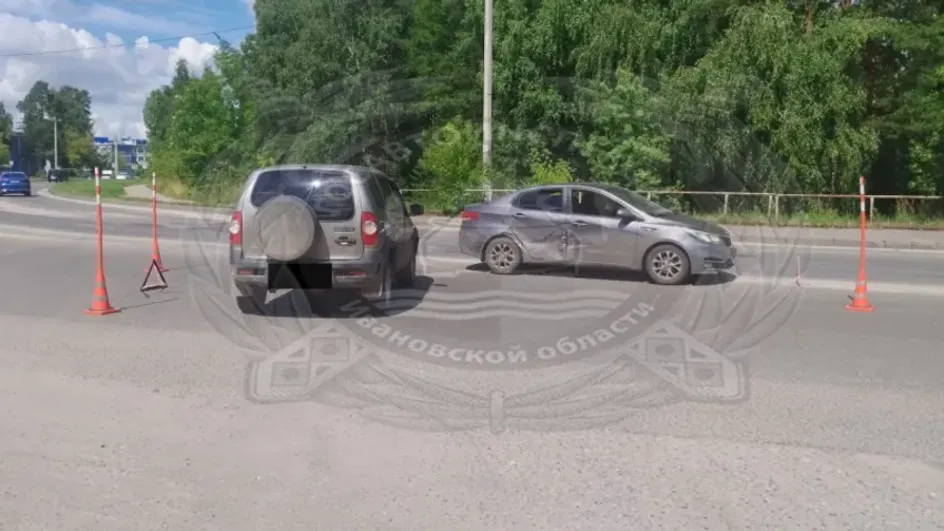 В Иванове при столкновении Chevrolet Niva и Kia Rio ранен ребенок