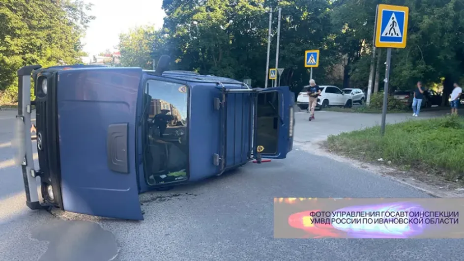 В Иванове Mercedes протаранил «Ниву»