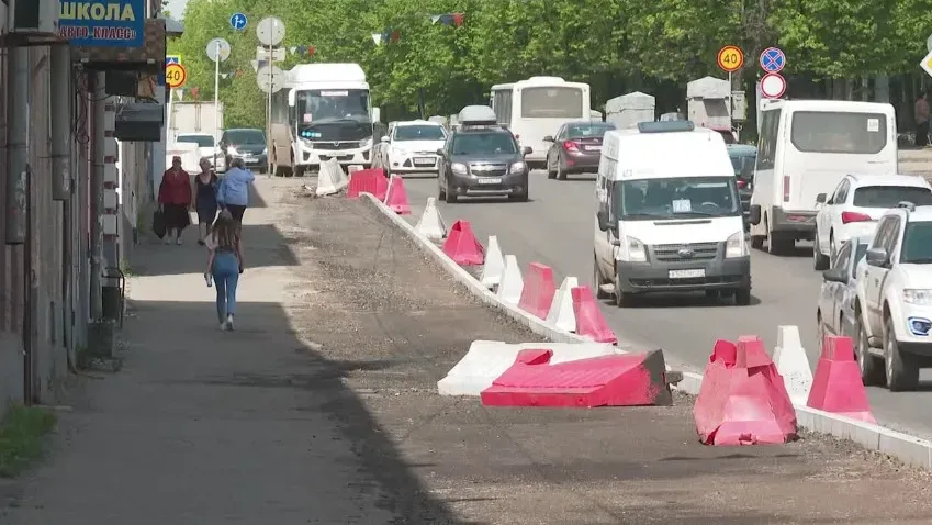 В Иванове в районе улицы Станционной парковки сделают параллельно дороге