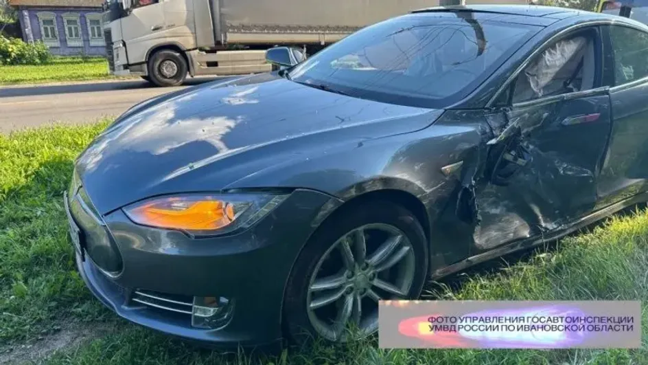 В Иванове при ДТП пострадала пятилетняя пассажирка автомобиля «Тесла» В Иванове при ДТП пострадала пятилетняя пассажирка автомобиля «Тесла»