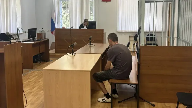 Ивановец оштрафован за приветствие запрещенной организации на пл. Ленина