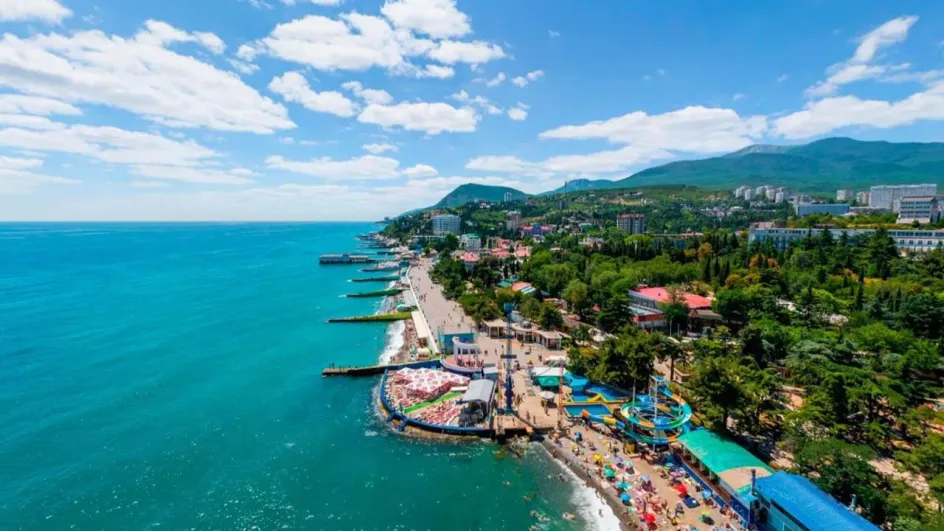 Россияне стали чаще бронировать отели в Крыму Россияне стали чаще бронировать отели в Крыму