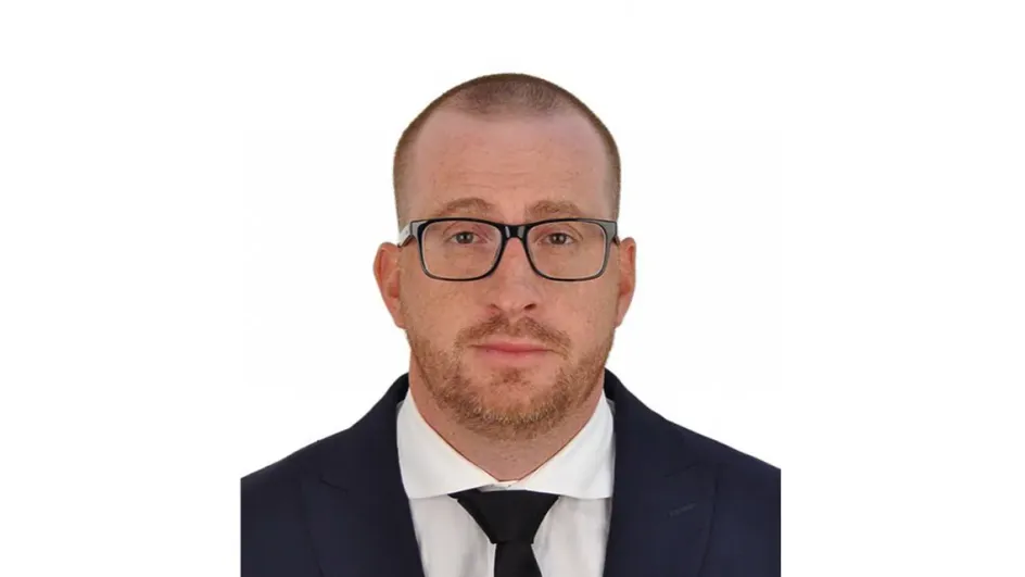 Экс-директор департамента ЖКХ Ивановской области сбежал за границу