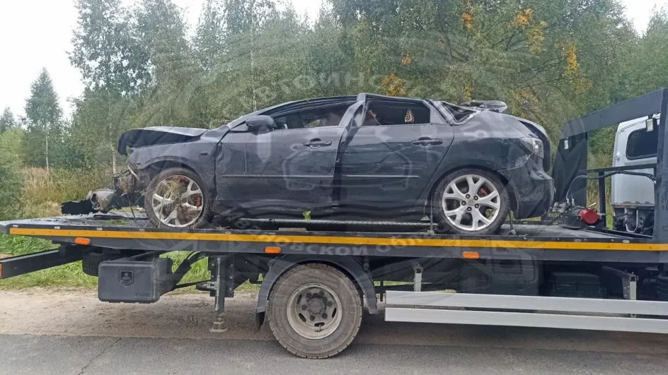 Ночью в Тейкове в ДТП погибли водитель Mazda и его пассажирка