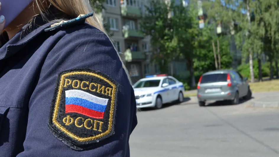 В Ивановской области приставы арестовали у виновника ДТП 62 автомобиля В Ивановской области приставы арестовали у виновника ДТП 62 автомобиля
