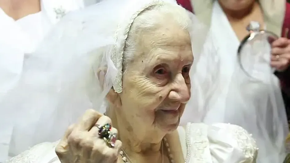 71-летняя невеста и 70-летний жених заключили брак в Иванове