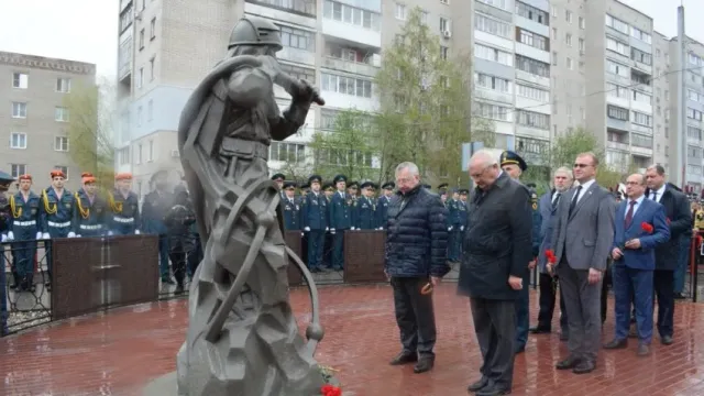 В Иванове открыли мемориальный комплекс в память об участниках ликвидации аварии на ЧАЭС